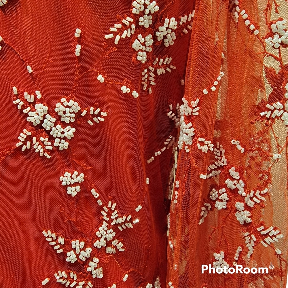 Dresses - Picture 6 of 6